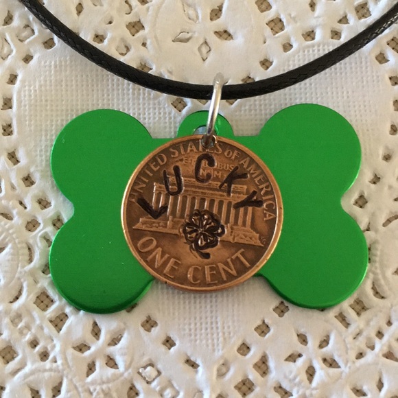 ARTISAN LUCKY Dog Bone Necklace Green Hand Crafted Stamped Shamrock Penny - Picture 4 of 8